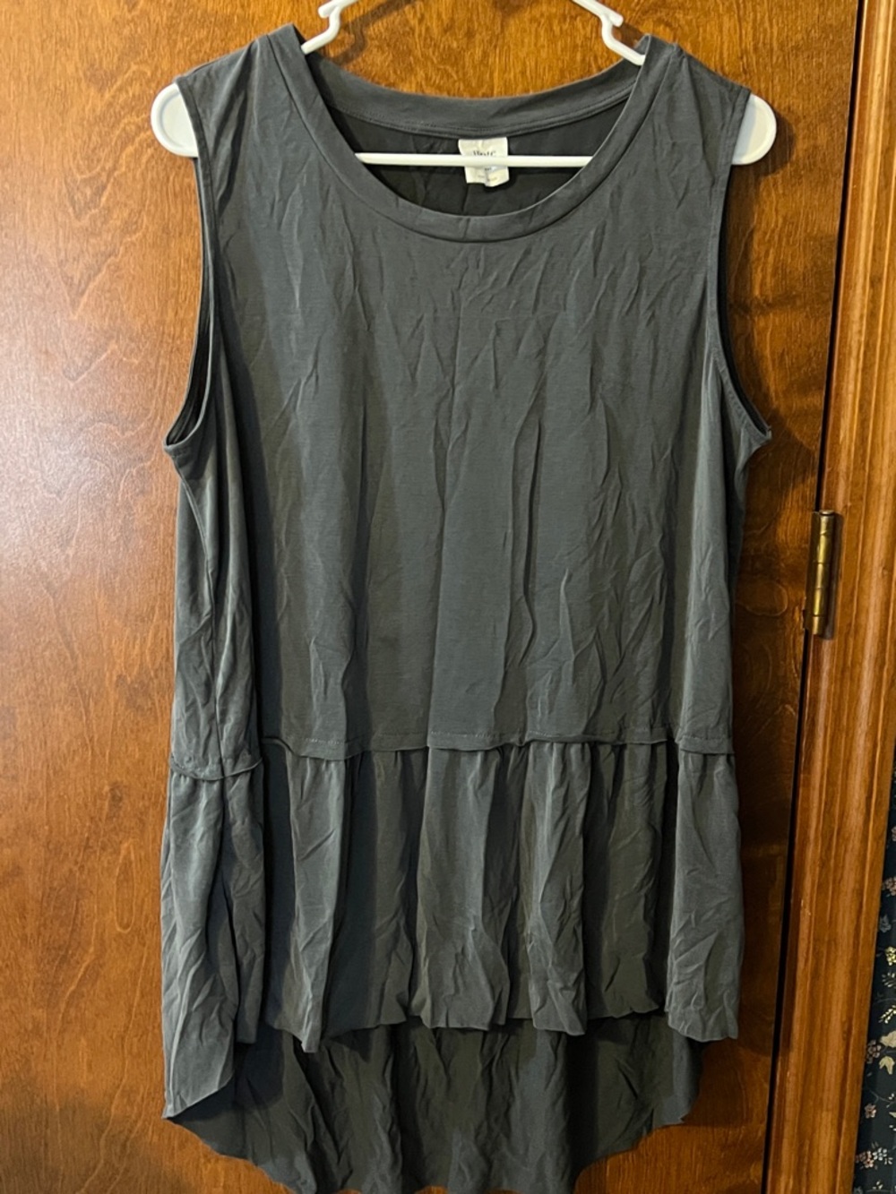 MOTE Sleeveless Peplum Tank Top - Charcoal XL